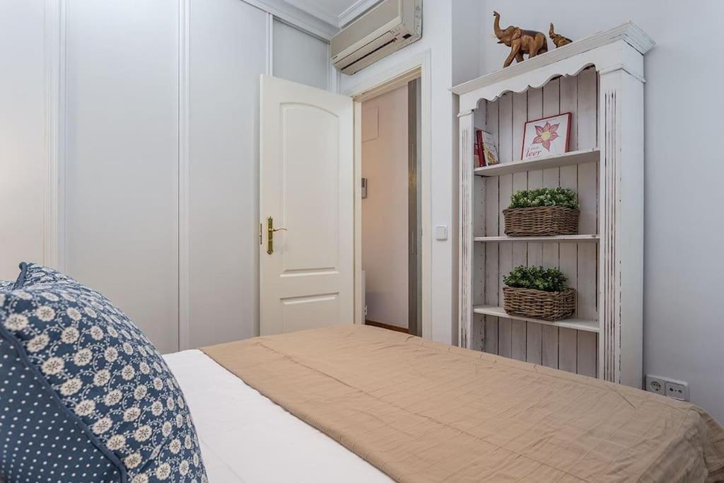 Mad Coco Vintage Apartment Plaza Mayor Madrid Exterior photo